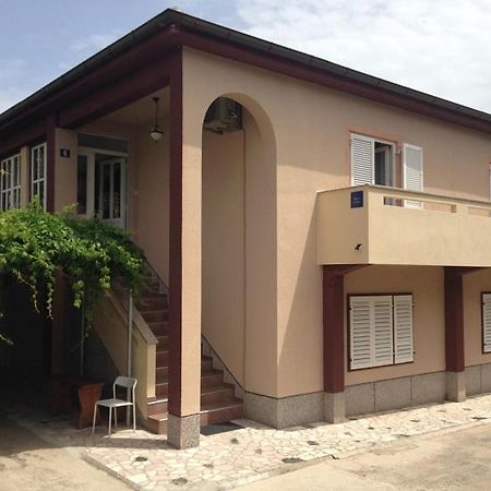 Summer Rooms Baska Экстерьер фото