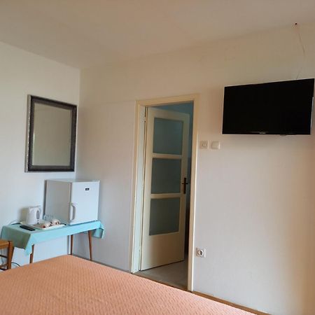 Summer Rooms Baska Экстерьер фото
